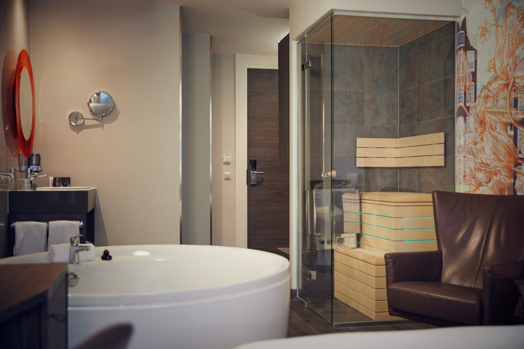Inntel Hotels Amsterdam Centre - Wellness Room whirlpool and sauna